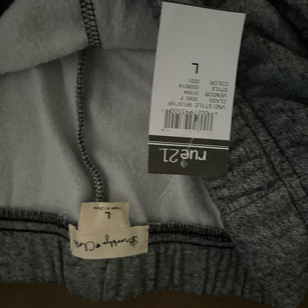 Sweatpants - Picture 3 of 3